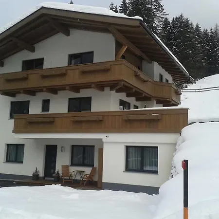 Bergblick * Neustift im Stubaital